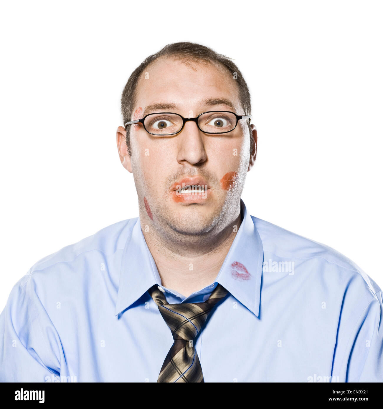 Geschäftsmann mit Lippenstift küssen auf seinem Hemd Stockfoto