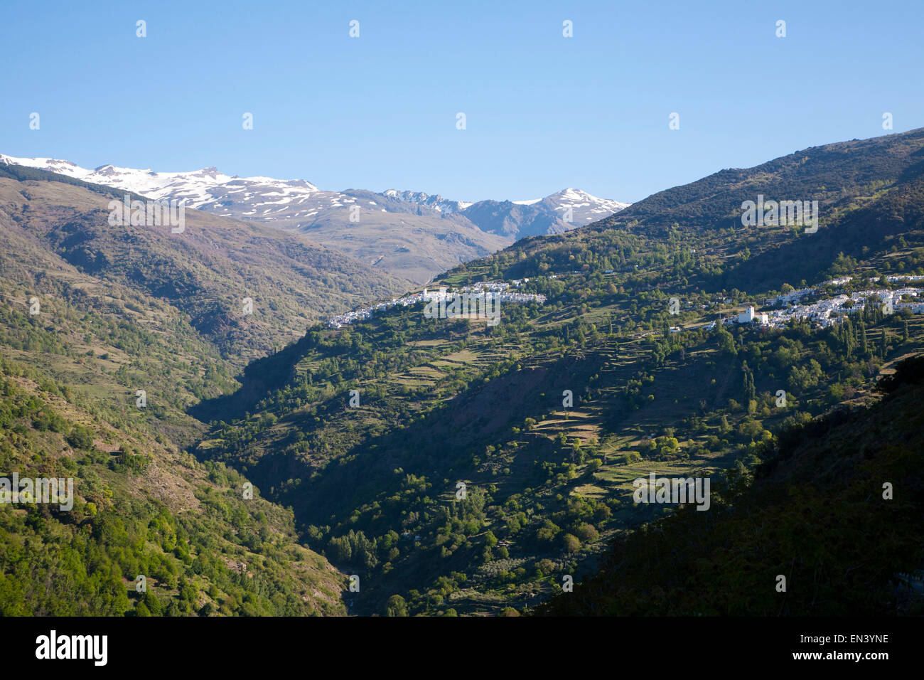 Dörfer von Capileria und Bubion, weiß getünchten hohe Alpujarras, Sierra Nevada, Provinz Granada, Spanien Stockfoto