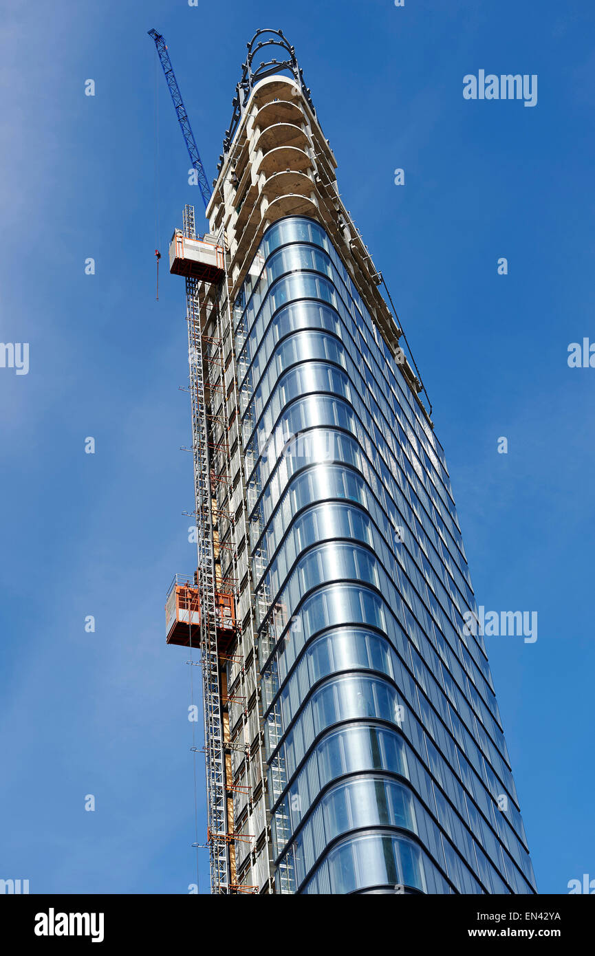 Neues Hochhaus-Wohnanlage im Bau, City Road, Islington, London Stockfoto