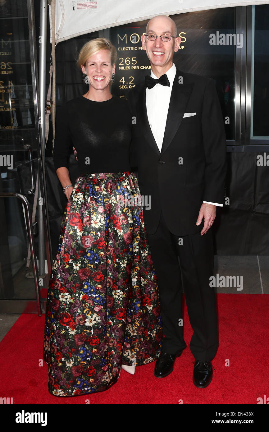 Adam Silver (R) und Maggie Grise besuchen 2015 Zeit 100 Gala in Frederick P. Rose Hall, Jazz at Lincoln Center. Stockfoto