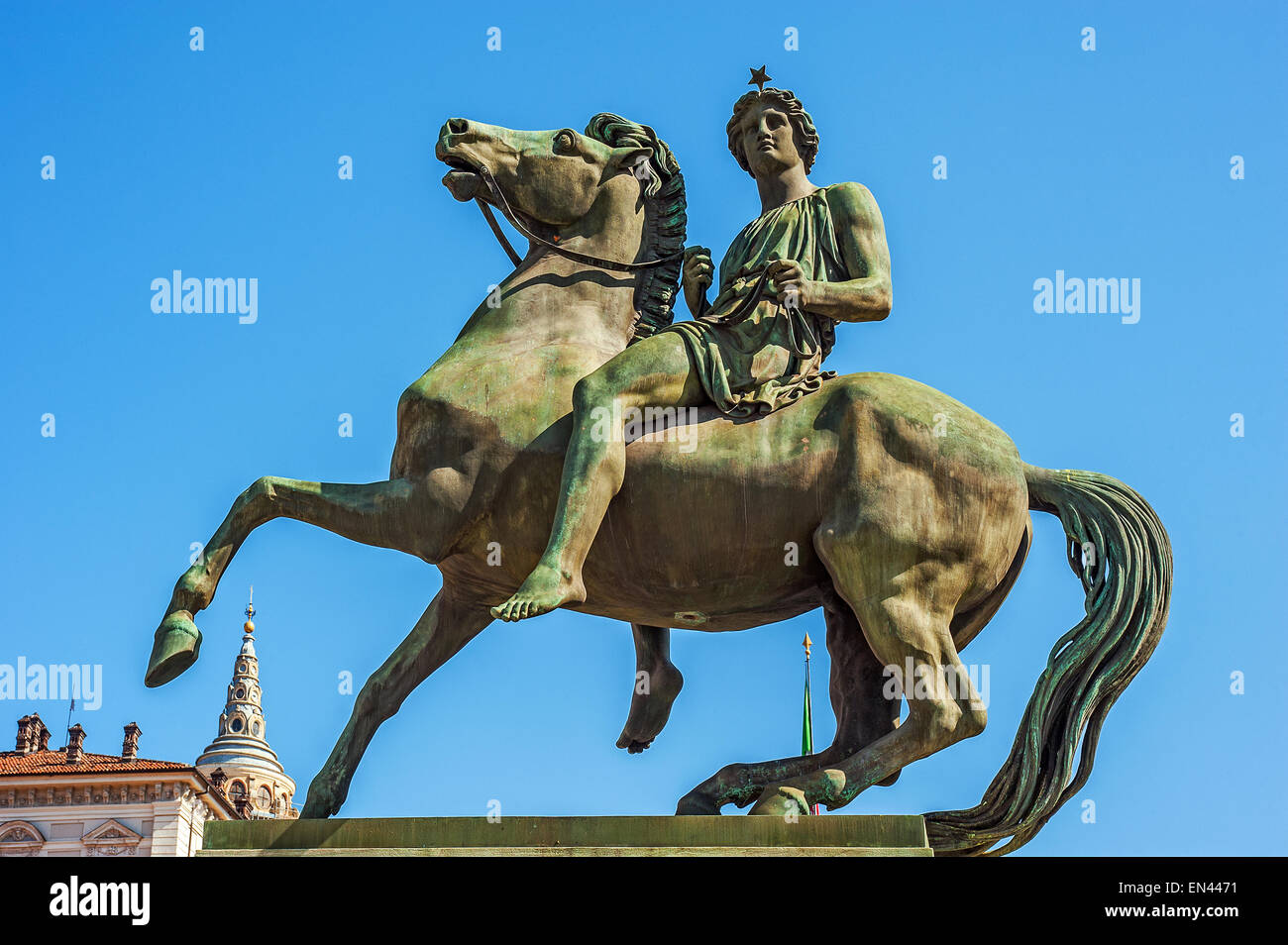 Italien-Piemont-Turin - Piazza Castello, Castello Platz - die Dioskuren am Tor der Zugang zu den königlichen Palast Stockfoto