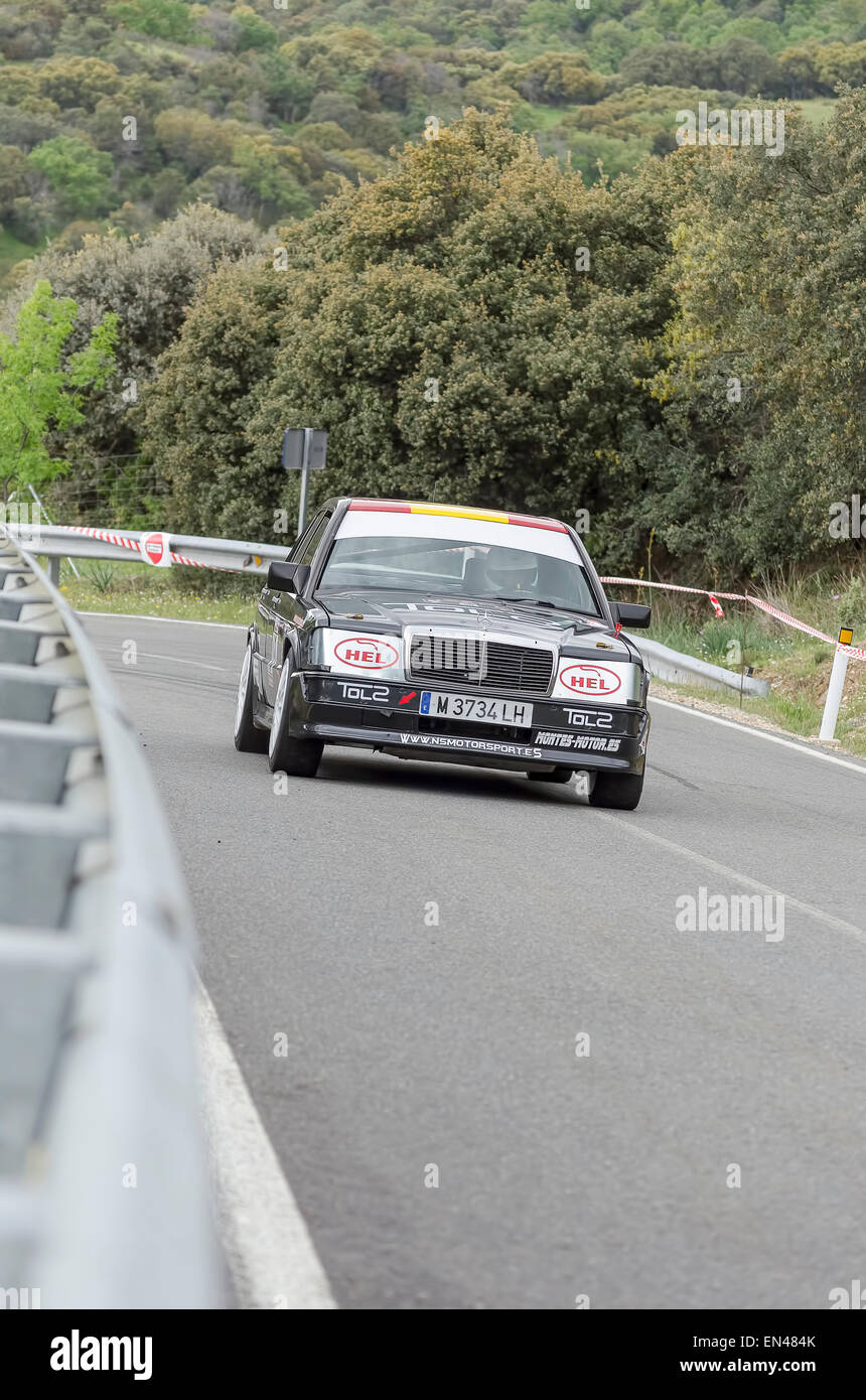 Madrid-Rallye-Meisterschaft. Juan Carlos Lopez treibt seine - Mercedes 190 - während des Aufstiegs-La Cabrera- Stockfoto