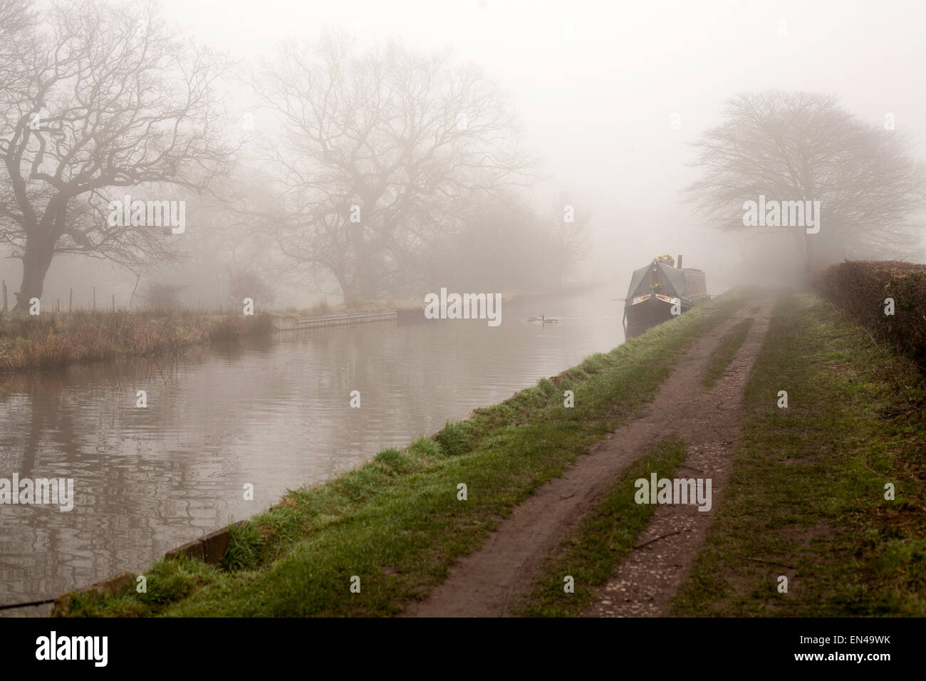 Misty Canal Szene Stockfoto