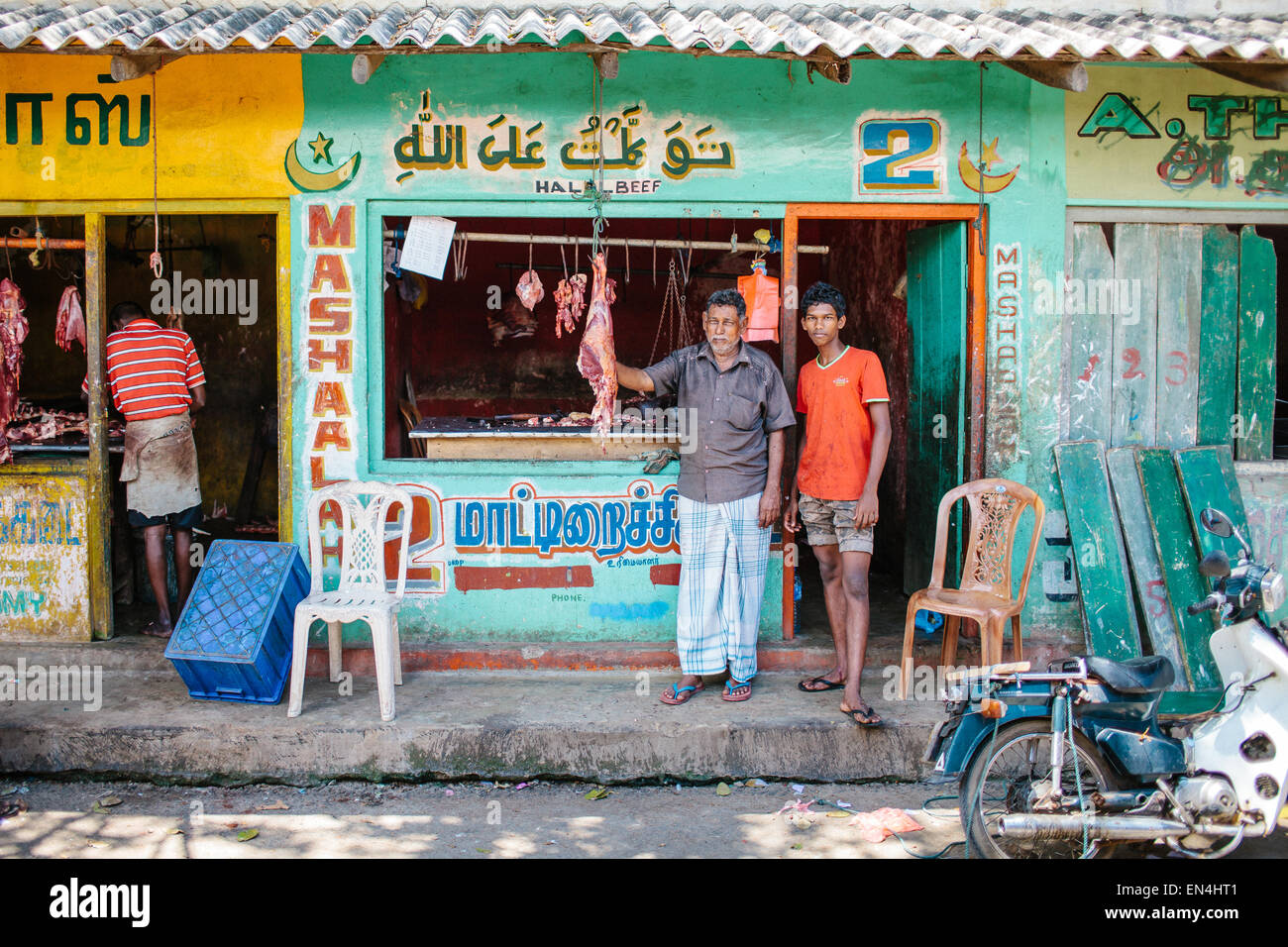 Stände auf einen Lebensmittelmarkt auf Navalar Road, Jaffna, Norden Sri Lankas. Stockfoto