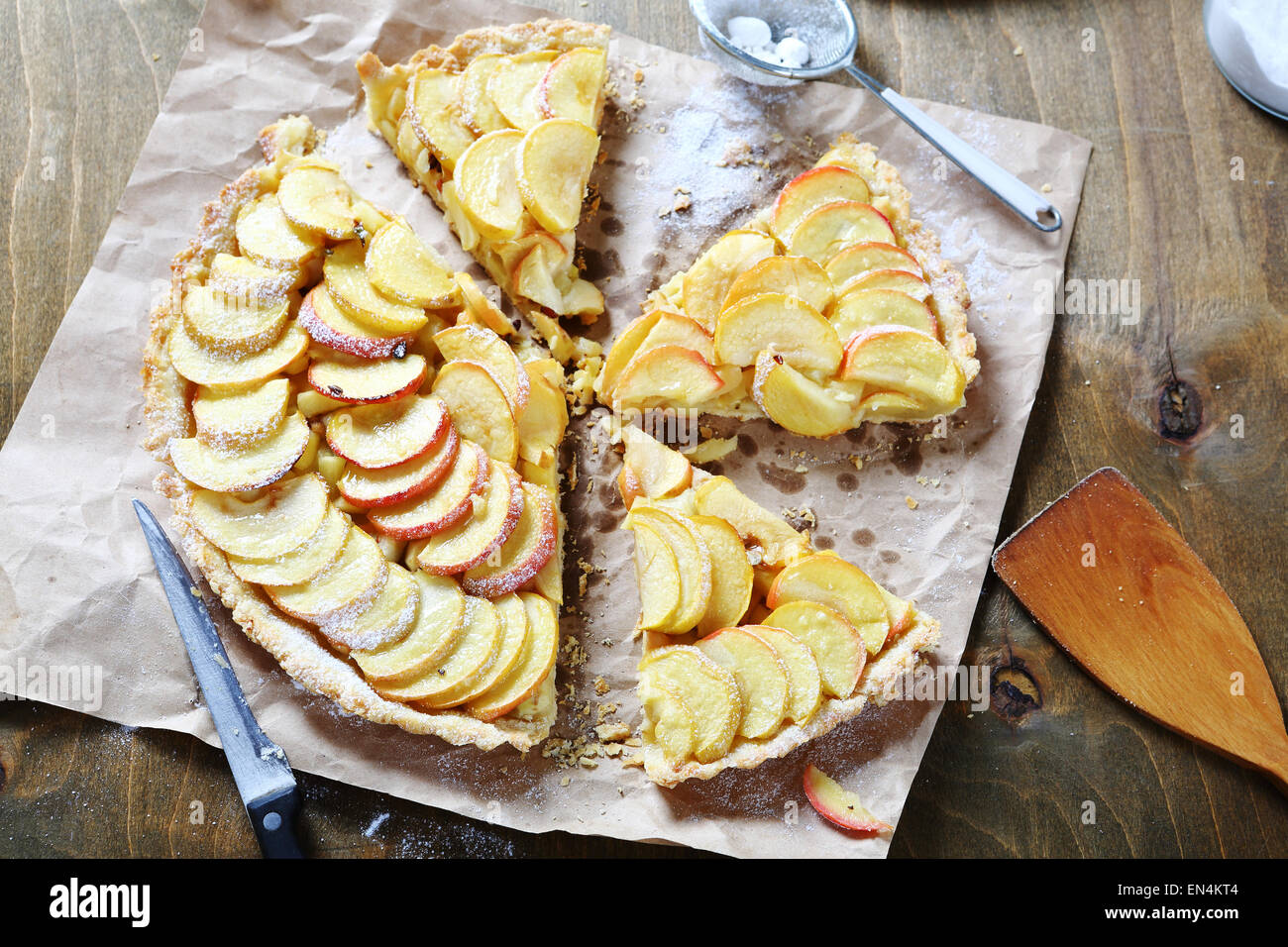 Leckere Tarte mit Äpfeln, Essen Stockfoto