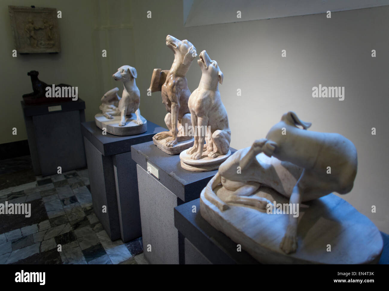 alte römische Kunst im Archäologischen Nationalmuseum in Neapel Stockfoto