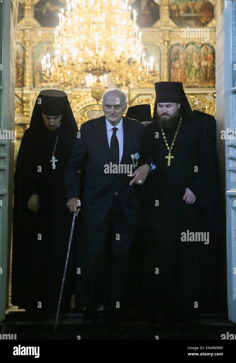 MOSKAU, RUSSLAND. 28. APRIL 2015. Prince Dimitri Romanov (C) besucht