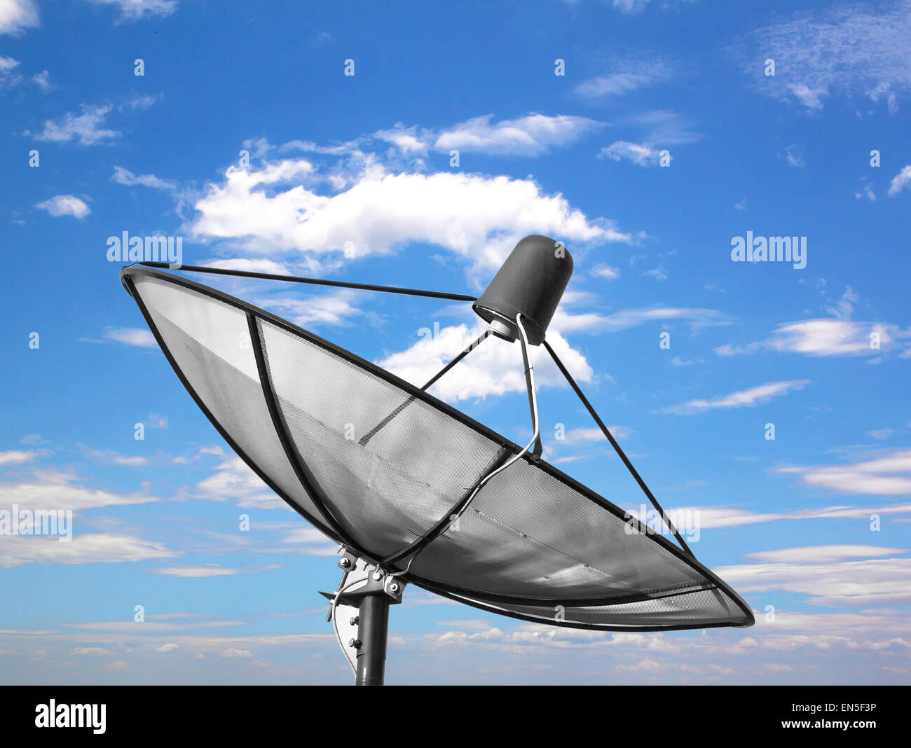 Satelliten-TV-Empfänger. Moderne Haustechnik Ausrüstung. Stockfoto