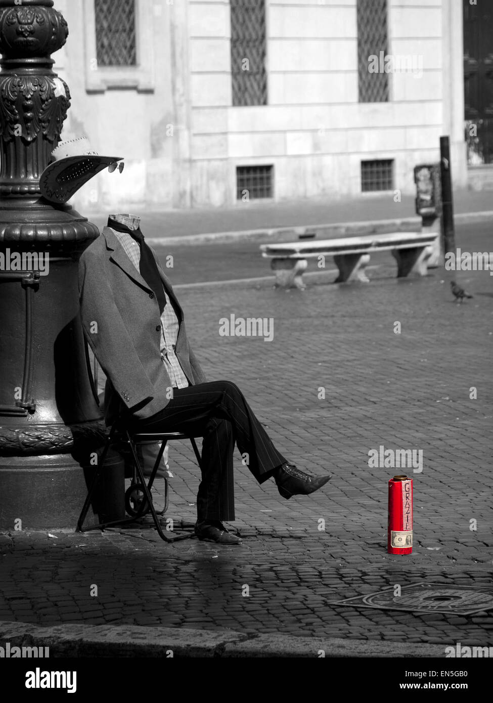 Ohne Gesicht - mime auf der Straße von Rom Stockfoto