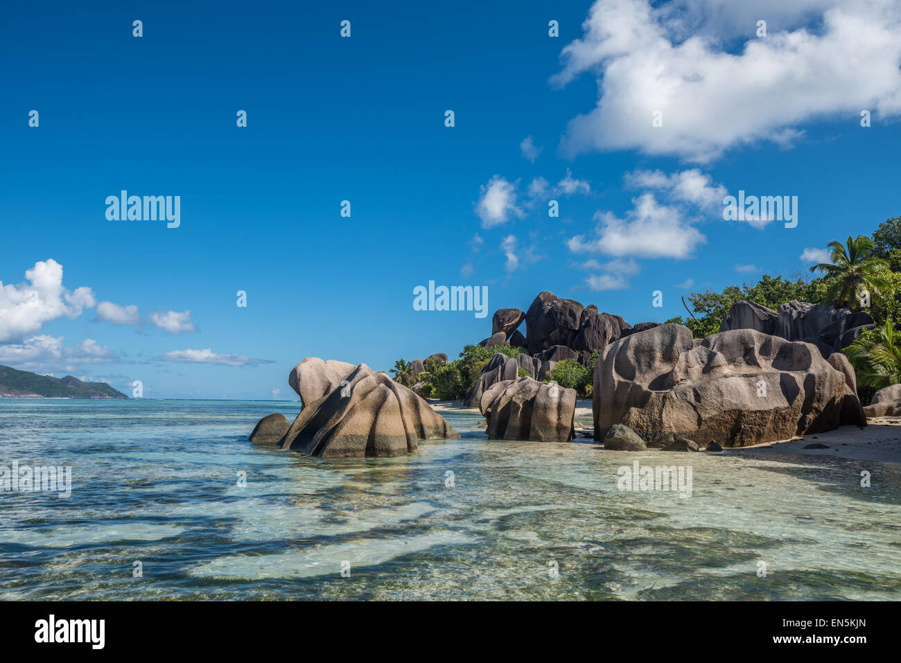 Tropische Insel Strand, Source d ' Argent, La Digue, Seychellen Stockfoto Tropische Insel Strand, Source d ' Argent, La Digue, Seychellen Stockfoto