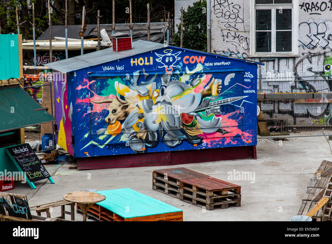 Berlin, Graffiti auf Häuser, Bezirk Friedrichshain, Stockfoto