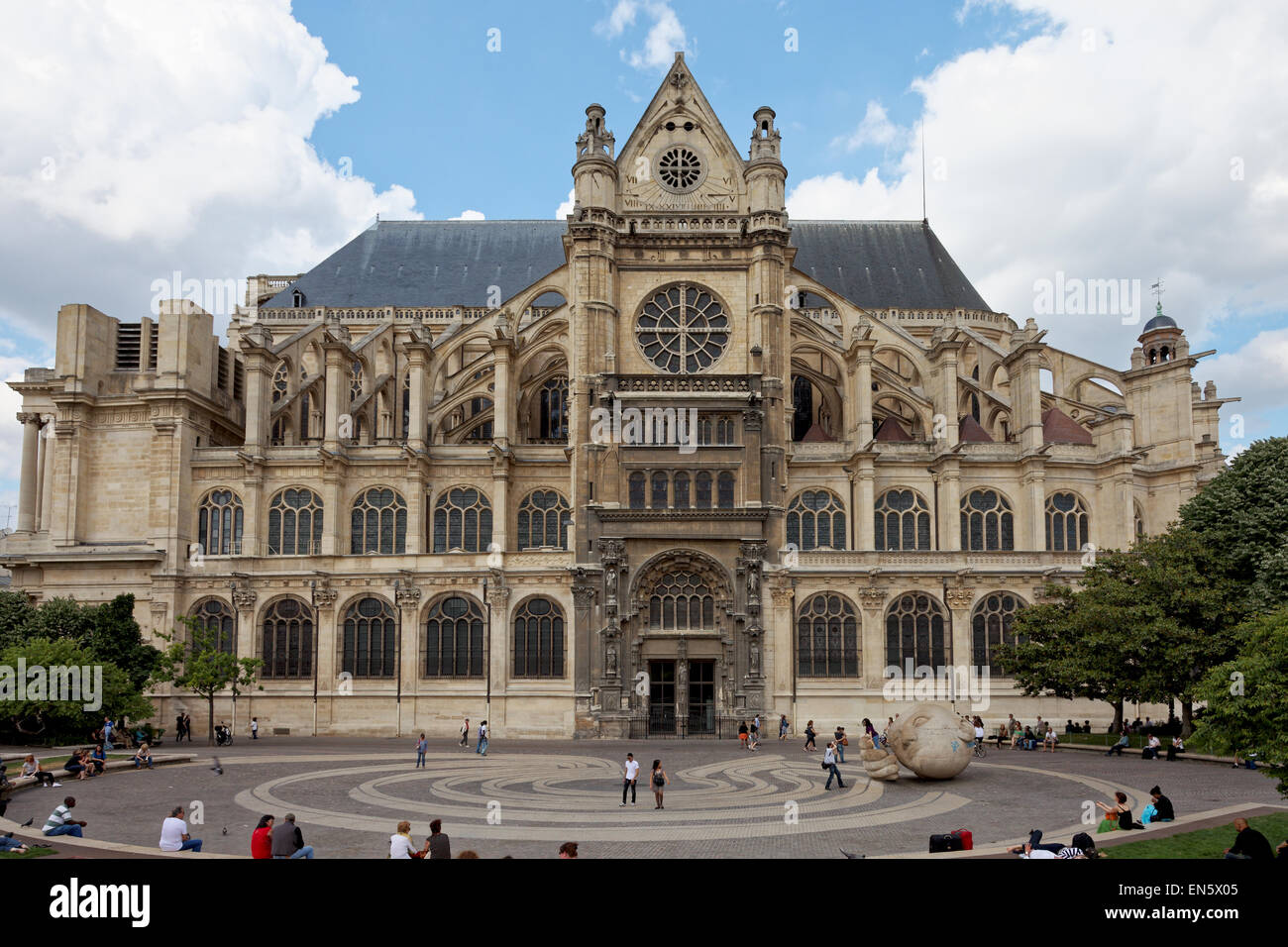 St-Eustache mit l'Ecoute Les Halles Paris Frankreich Europa EU Stockfoto