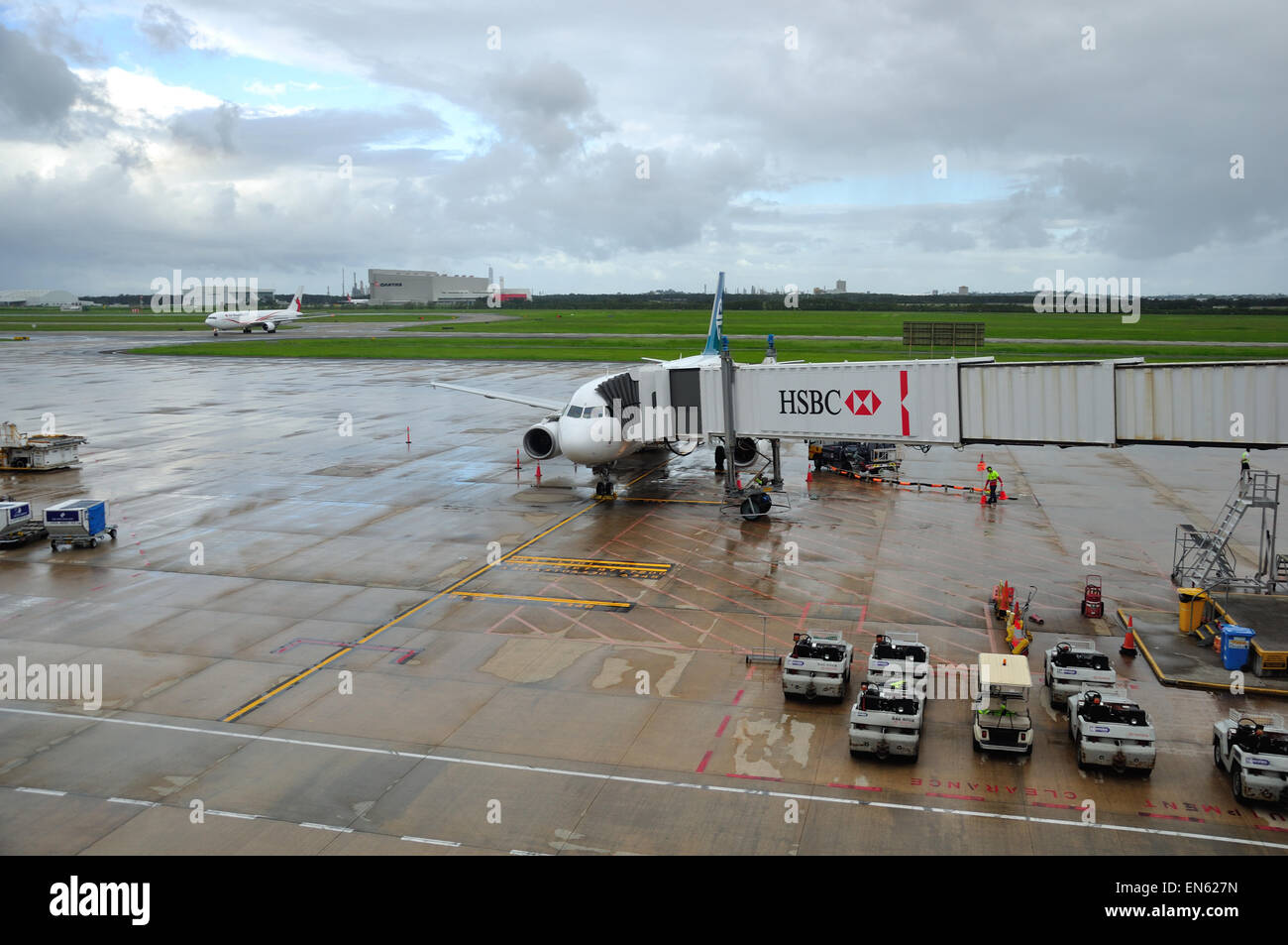 BRISBANE, Australien: März 8: Verkehrsflugzeuge auf dem Rollfeld auf 03.08.2013 am Brisbane International Airport. Stockfoto