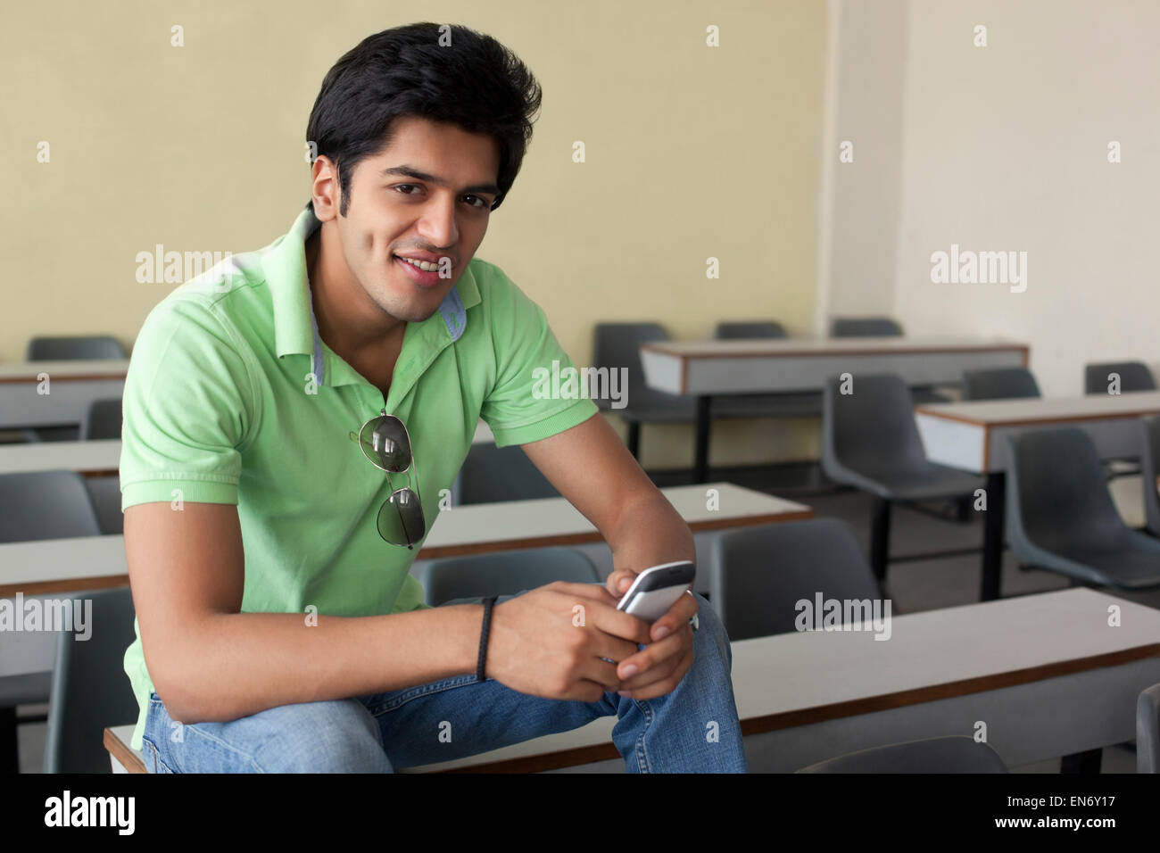 College-Student studieren im Klassenzimmer Stockfoto