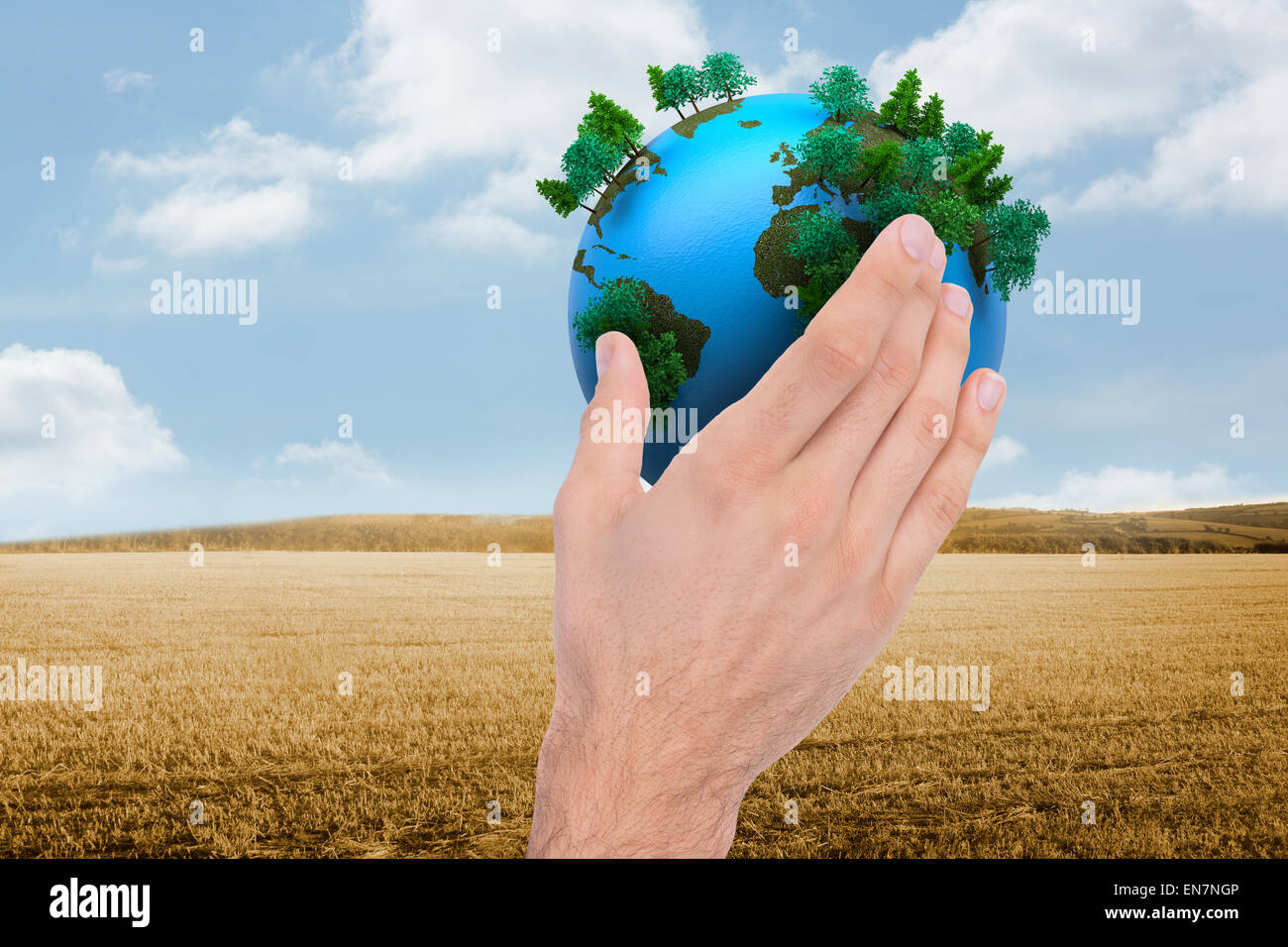 Zusammengesetztes Bild des Kaufmanns an Hand heraus in Präsentation Stockfoto