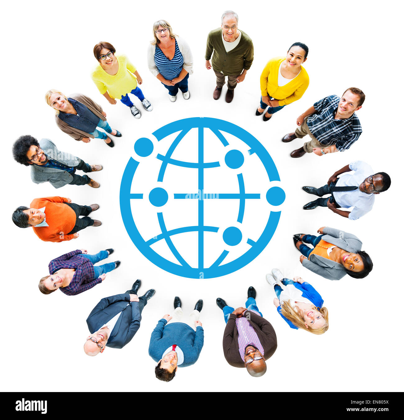Multi-ethnischen Gruppe von Menschen mit Globus-Symbol Stockfoto