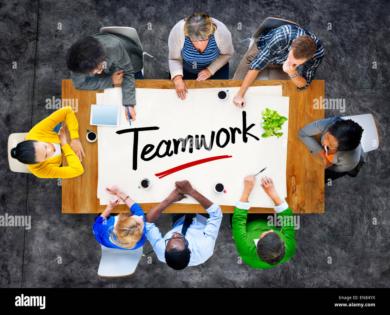 Menschen in einer Besprechung und Teamarbeit Konzepte Stockfoto