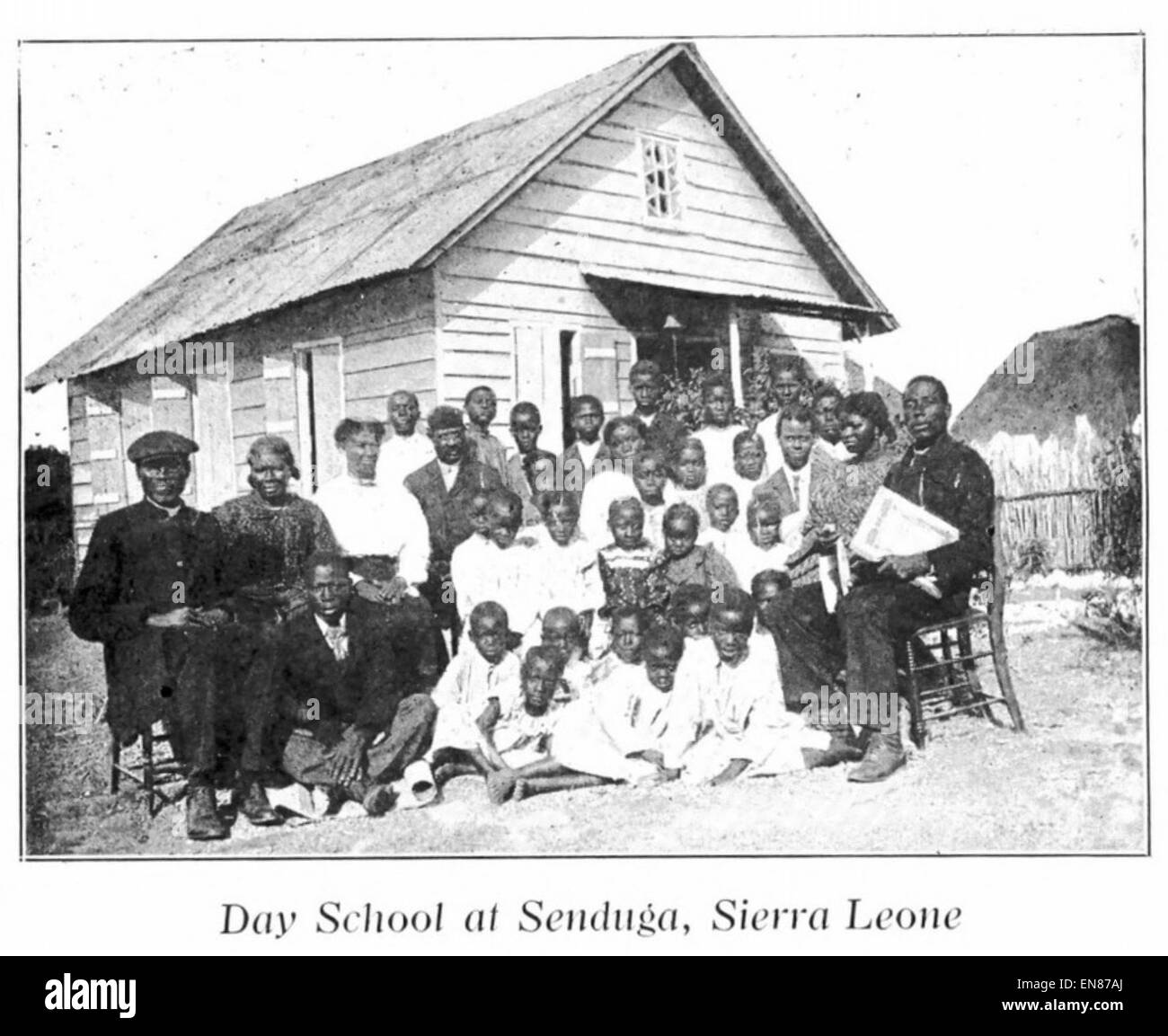 Heard(1910) 04 - A.M.E. Day School in Senduga, Sierra Leone Stockfoto