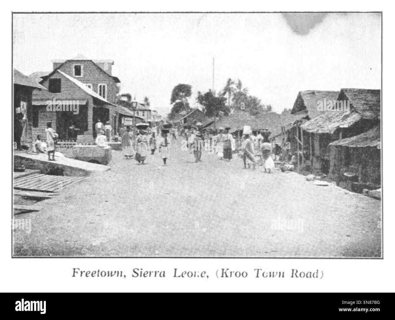 Heard(1911) Kroo Stadt Straße in Freetown, Sierra Leone Stockfoto