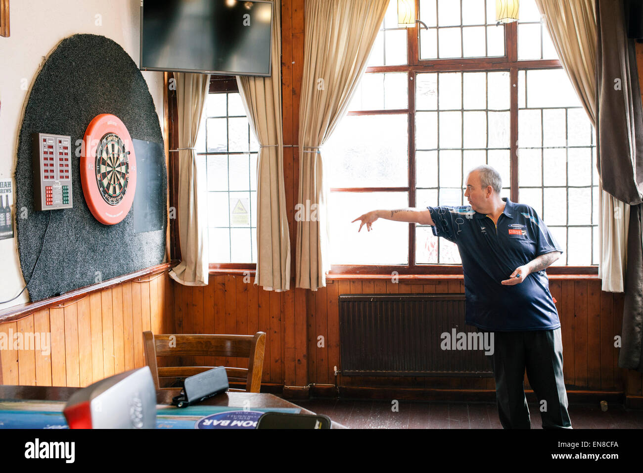 Phil "The Power" Taylor, 16 X World darts Champion Ausbildung in London. Stockfoto