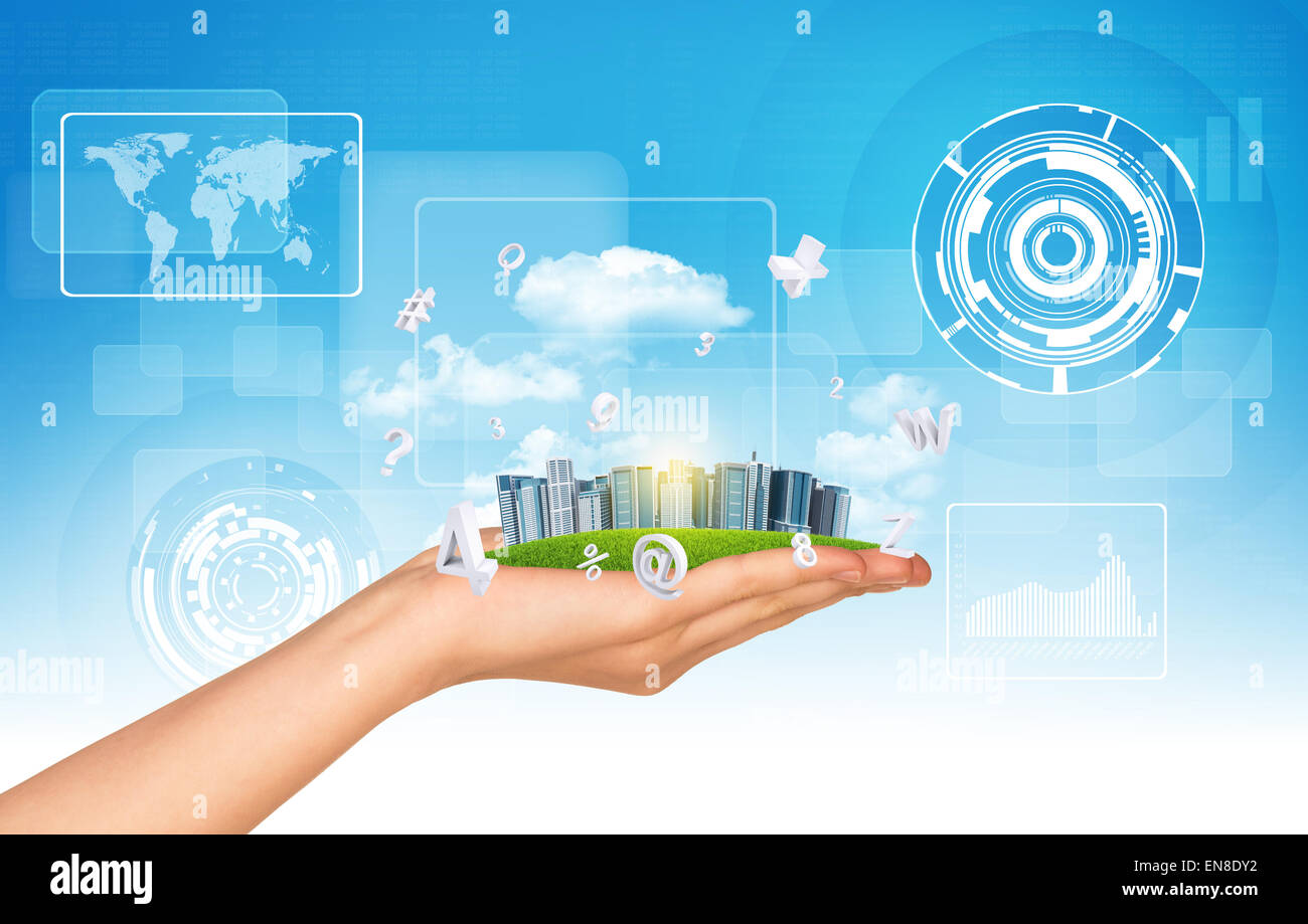 Stadtbild in der Hand am Himmelshintergrund Stockfoto