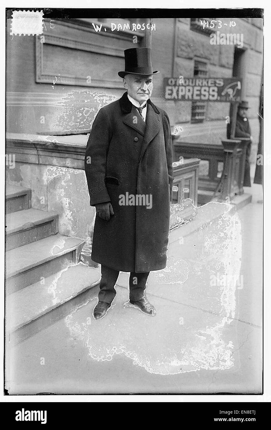 W. Damrosch bezieht sich auf eine prominente Persönlichkeit in der Geschichte der klassischen Musik. Als Dirigent und Komponist trug Damrosch maßgeblich zur amerikanischen Musikszene bei, insbesondere im späten 19. Und frühen 20. Jahrhundert. Stockfoto