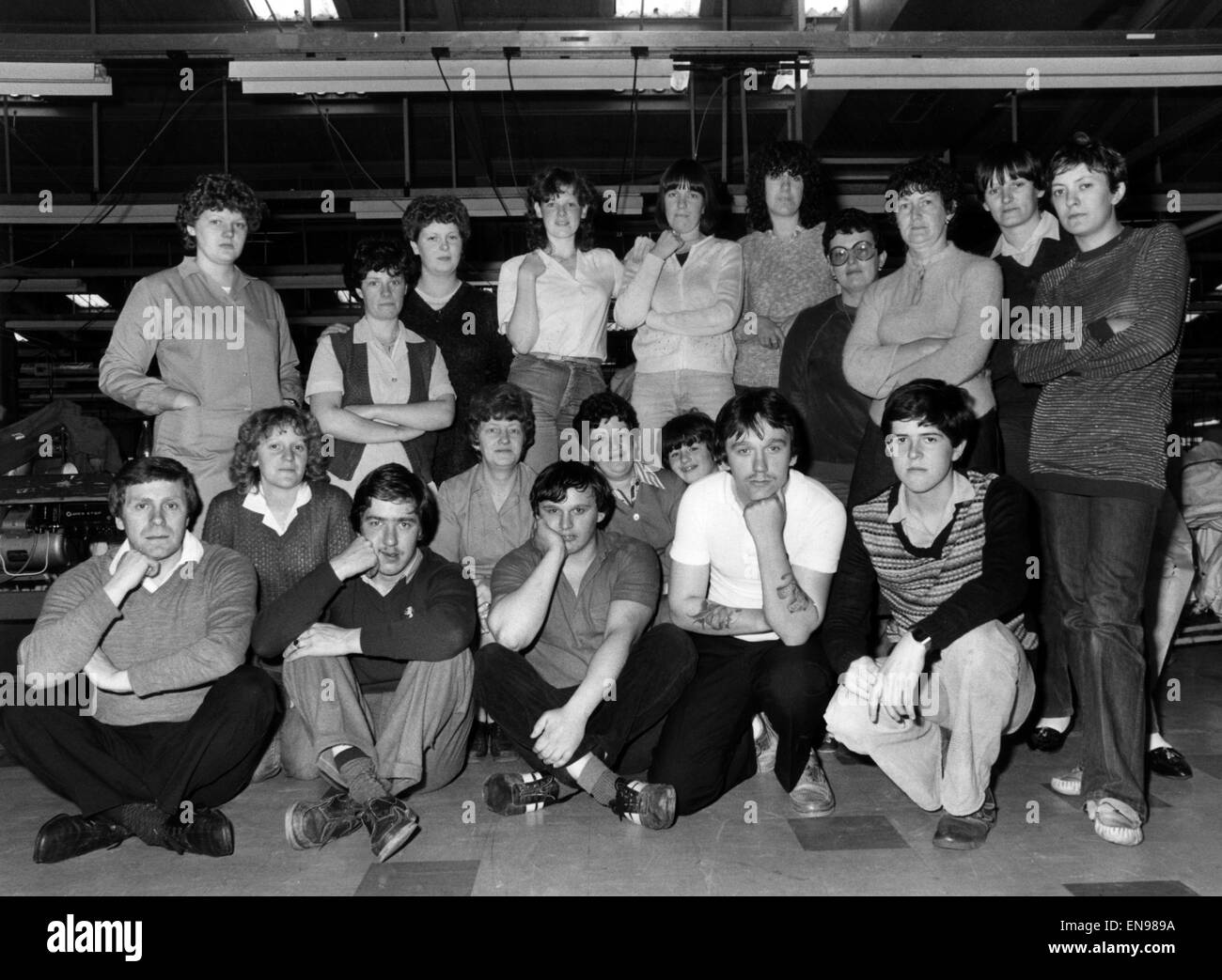 Männer in der Welt der Frauen. Jim Smith (links), Jack Temporal, George Malcolm, Hugh Malcolm und David Hutcheson Lee Leisurewear, Larkfield Estate, Greenock, Schottland, 7. Juni 1981. Die Frauen und ihre männlichen Kollegen, begann ein Sit-in 4 Monaten nach th Stockfoto