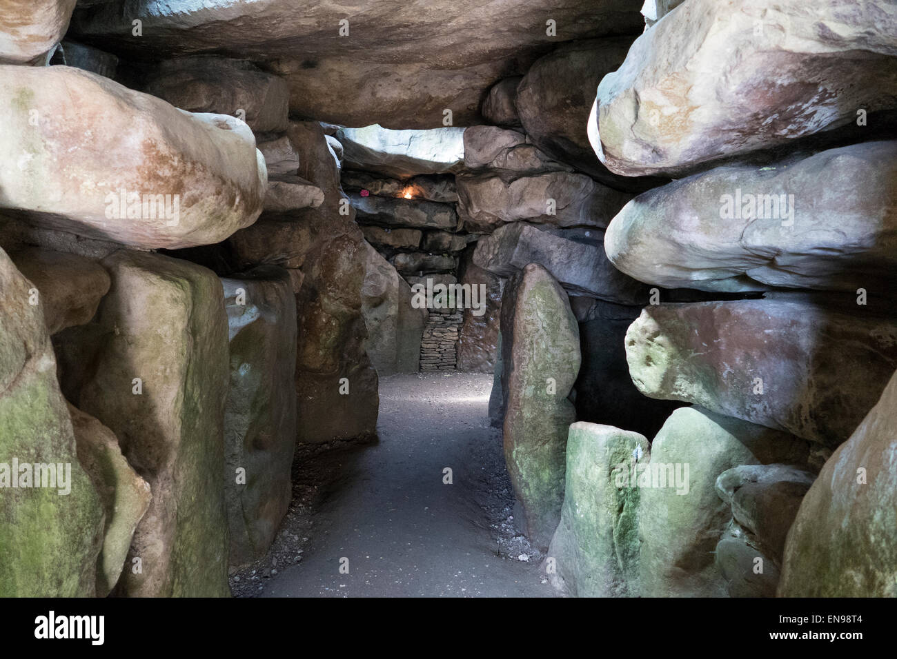 England, Wiltshire, Avebury, West Kennet Long Barrow Stockfoto