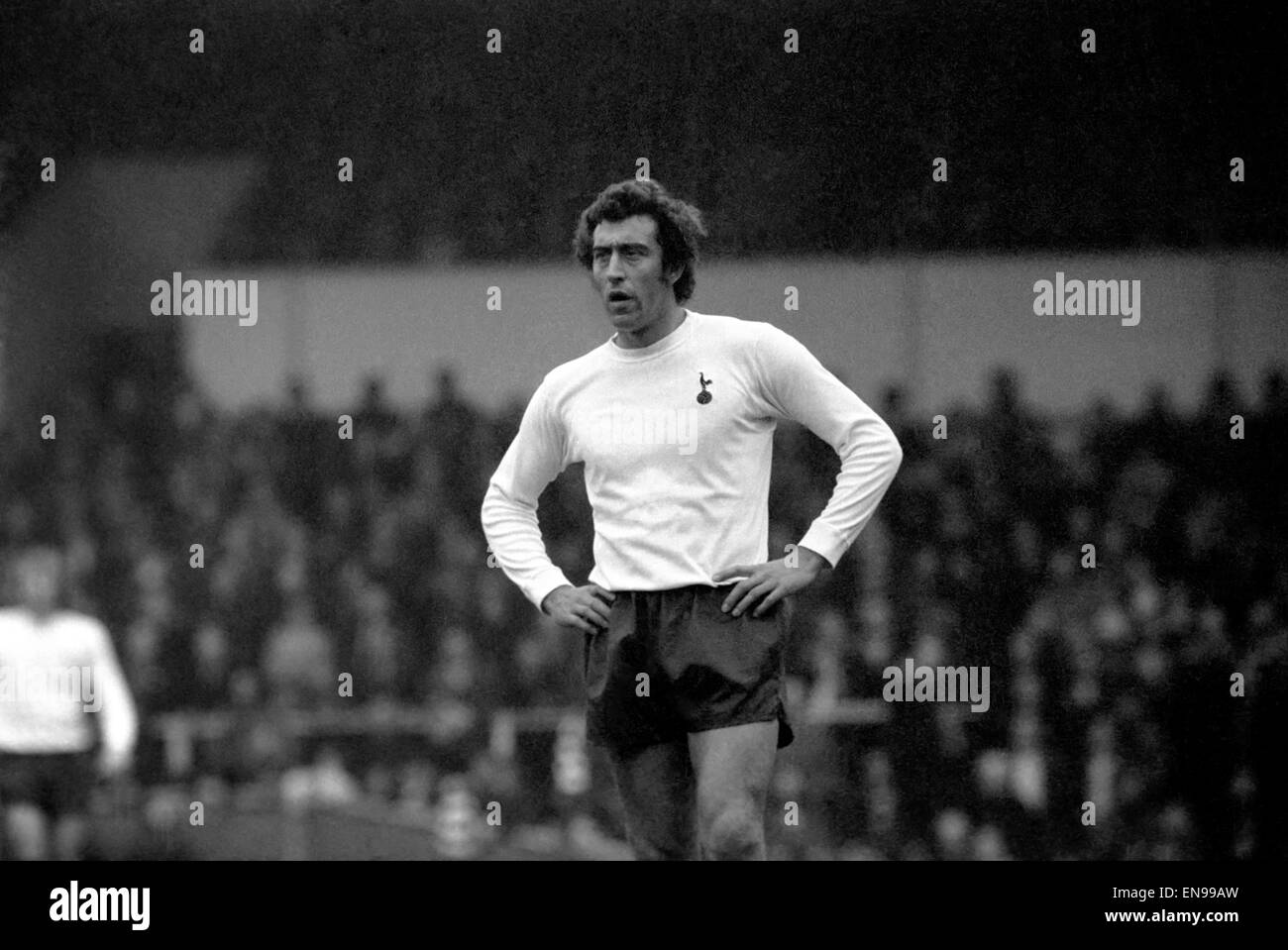 Englische League Division One Match an der White Hart Lane. Tottenham Hotspur 2 V West Ham United 0. Martin Chivers von Sporen 29. Dezember 1973. Stockfoto