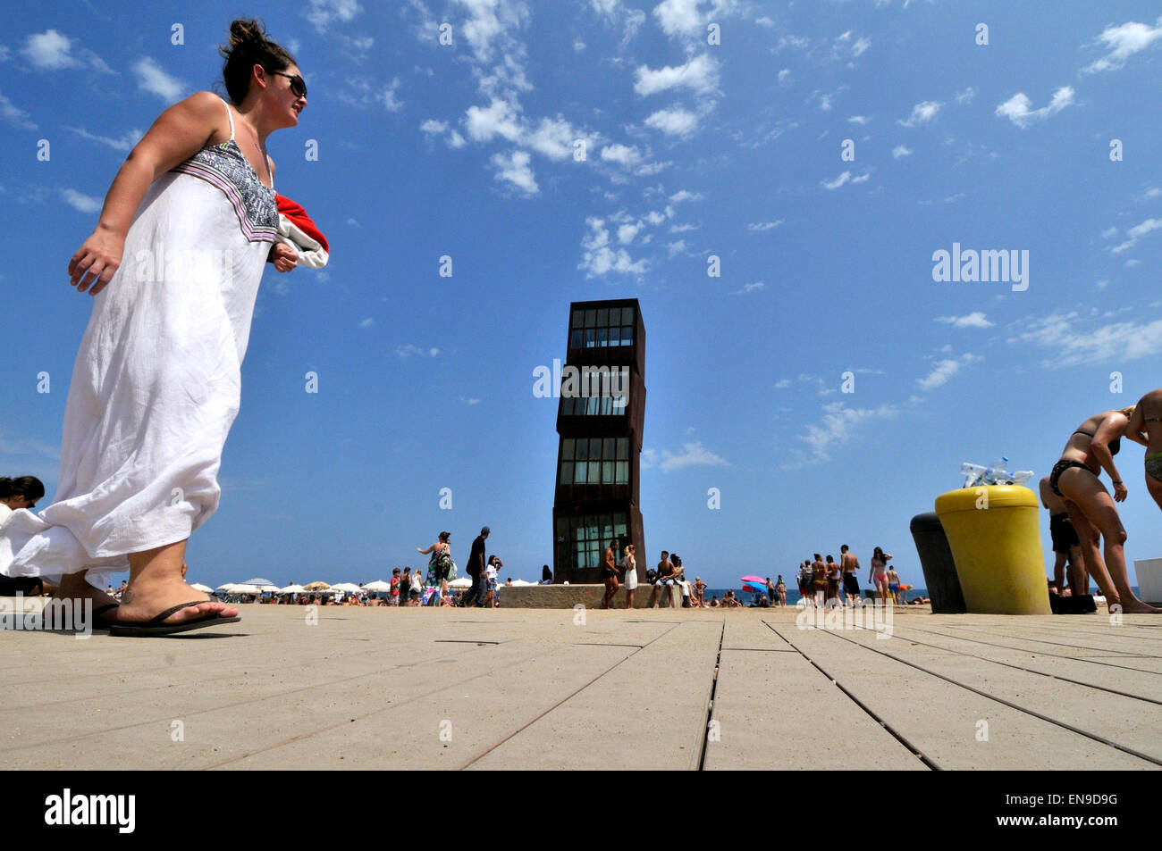 Skulptur 'L´estel Ferit' (der Verwundeten Stern), Barcelona, Katalonien, Spanien. Stockfoto