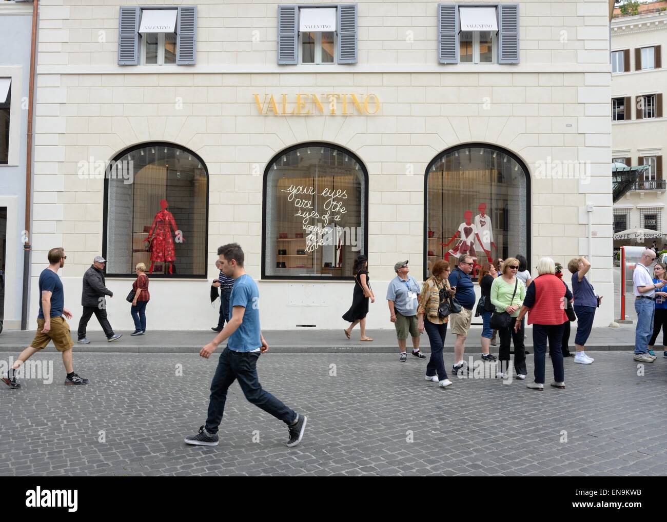 Valentino-Bekleidungsgeschäft auf der PIAZZA DI SPAGNA, Rom, Italien. Stockfoto