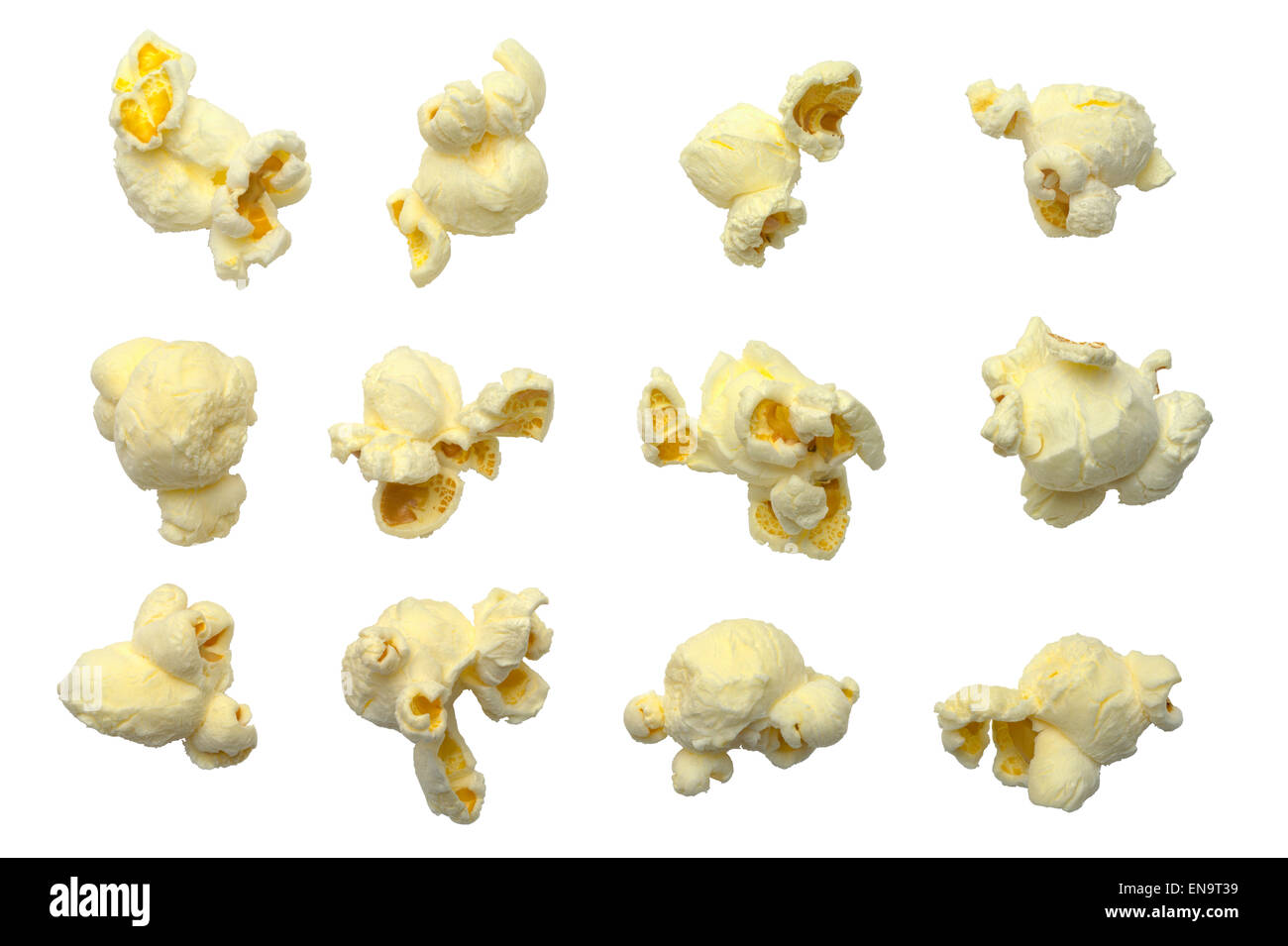 Verschiedene Stücke Popcorn, Isolated on White Background. Stockfoto