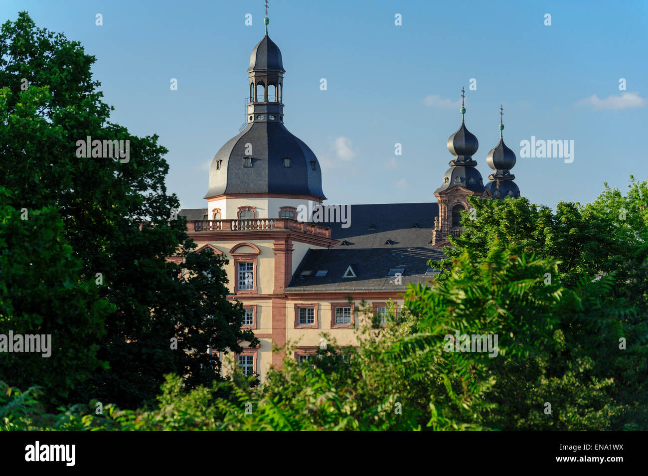 Palast und Jesuitenkirche, Mannheim, Baden-Württemberg, Deutschland Stockfoto