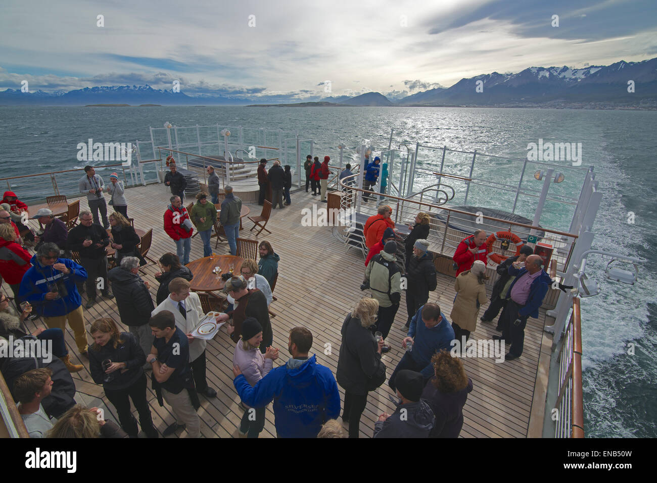 Kreuzfahrtschiff mit Passagiere Ushuaia Tierra del Fuego Argentinien Stockfoto