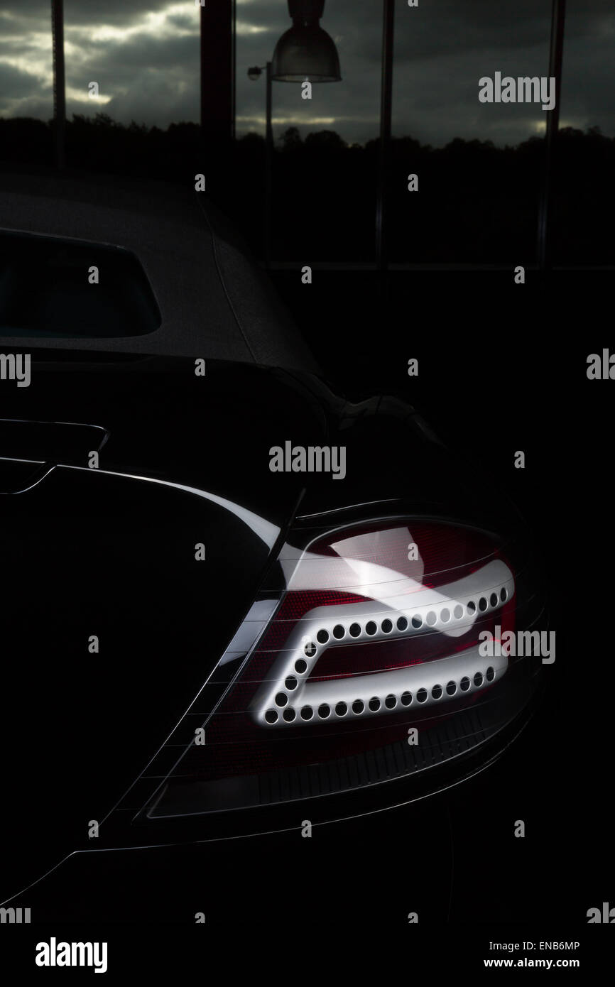 McLaren SLR in schwarz, klassische Detail Aufnahme der hinteren Rücklicht Design. Stockfoto
