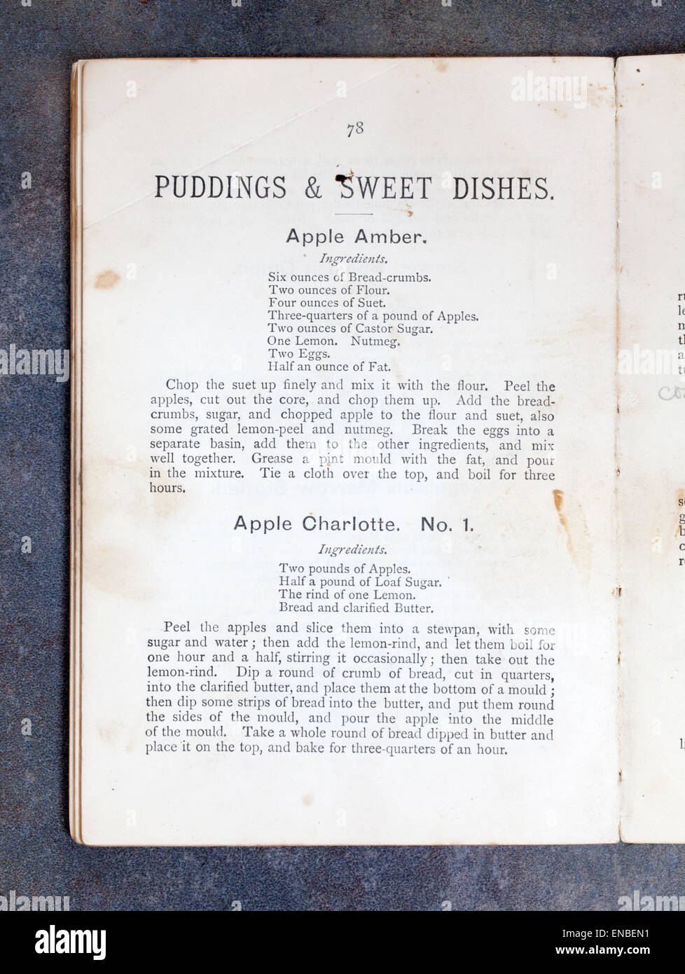 Desserts und Süßspeisen Kapitel aus einfachen Kochen Rezepte Buch von Frau Charles Clarke für die National Training School Stockfoto