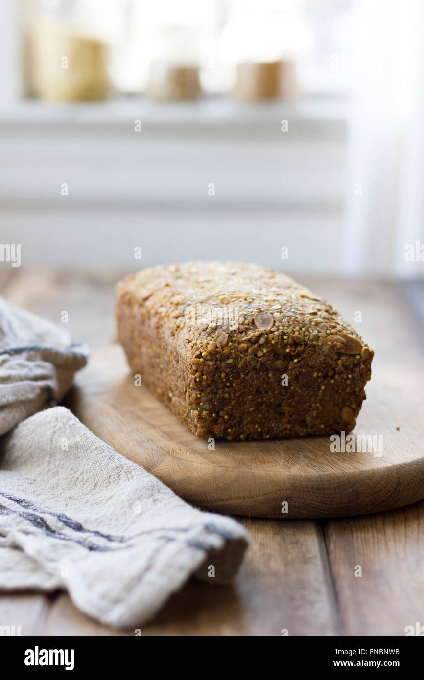 Eine glutenfreie Vegan Nuss und Seed Brot Stockfoto