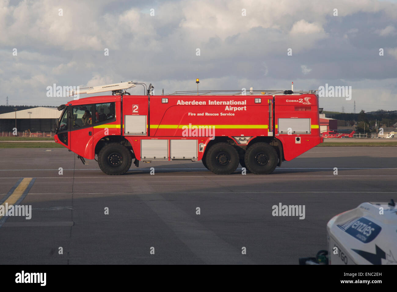 Aberdeen Flughafen Feuerwehrauto Stockfoto