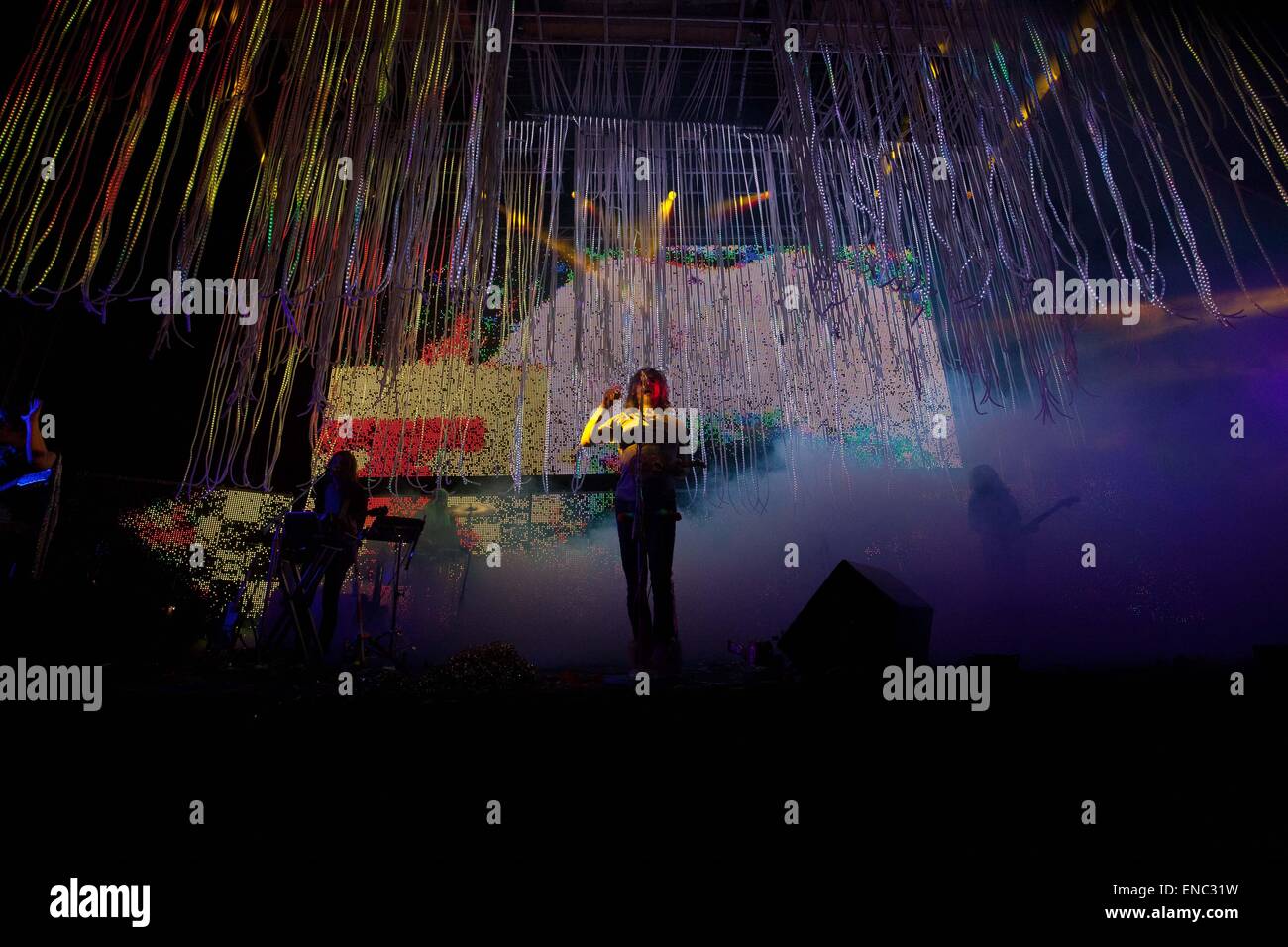 Memphis, Tennessee, USA. 1. Mai 2015. Die Flaming Lips spielen Eröffnungsabend des Beale Street Music Festival in Memphis, Tennessee. Bildnachweis: Raffe Lazarian/ZUMA Wire/ZUMAPRESS.com/Alamy Live-Nachrichten Stockfoto