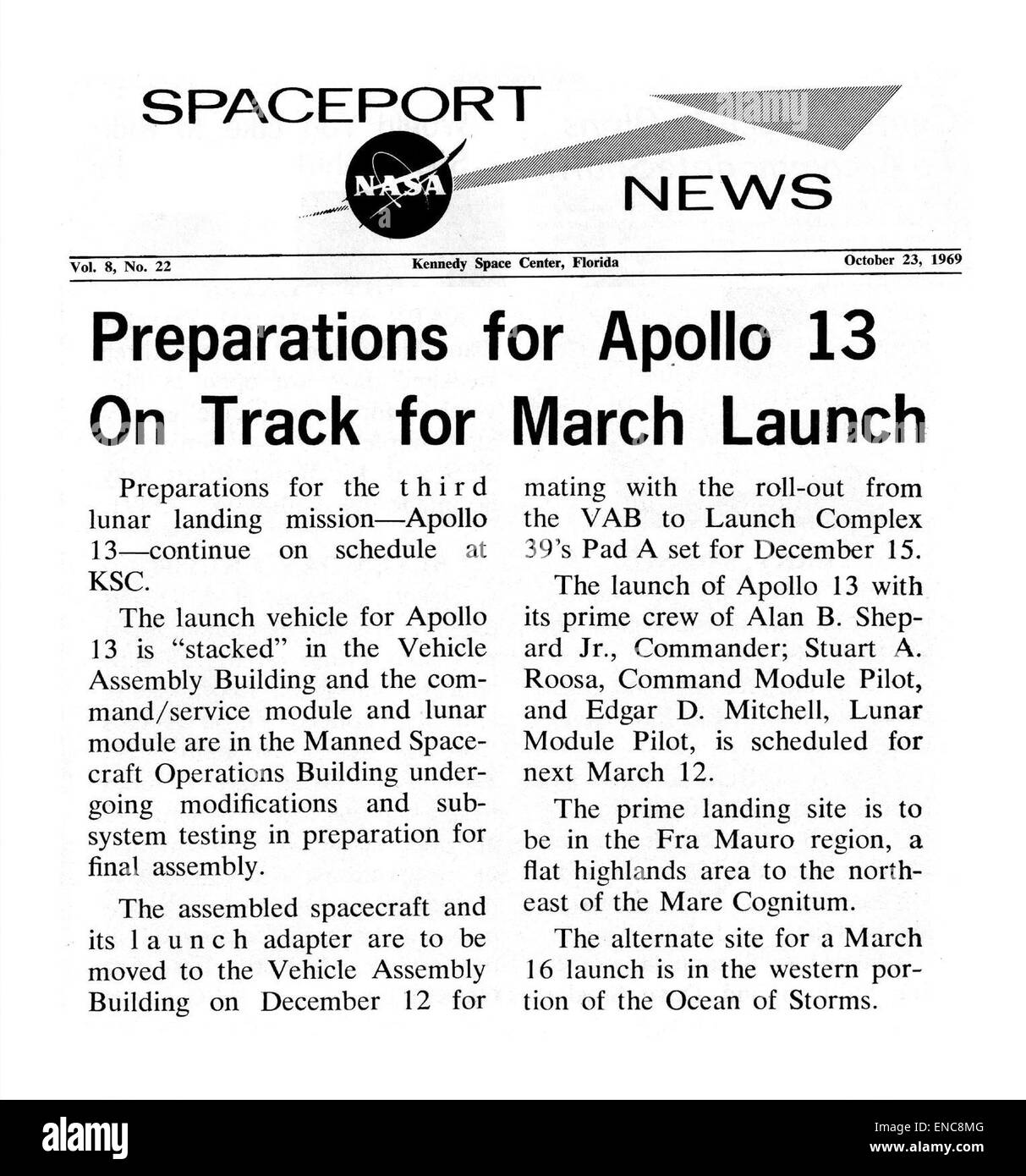 Ein Foto der ersten Crew für Apollo 13, darunter die Astronauten Alan Shepard, Fred W. Mitchell und andere, während sie sich auf ihre Weltraummission vorbereiteten. Stockfoto