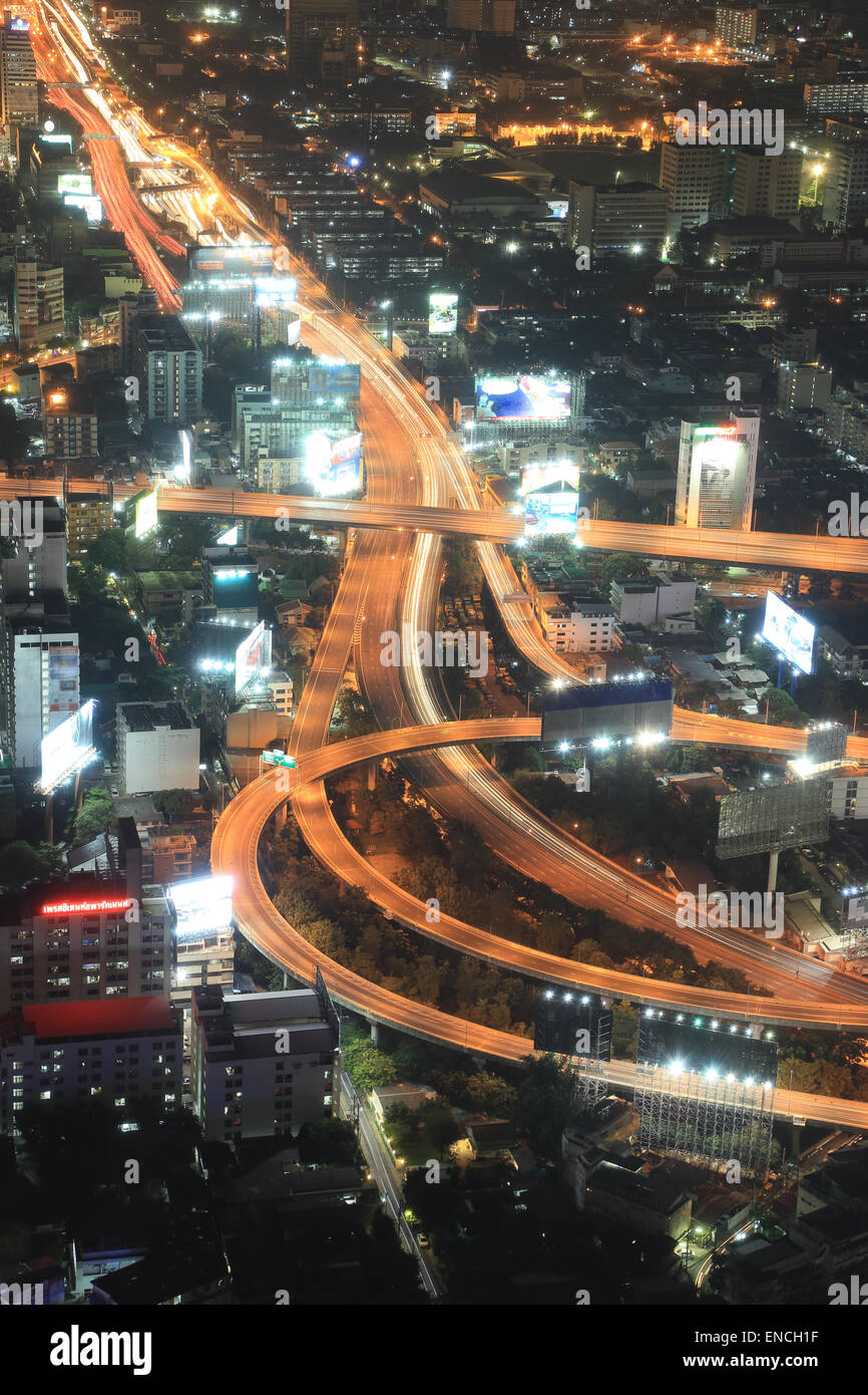 Bangkok-Schnellstraße und Autobahn Top Blick bei Nacht, Thailand Stockfoto