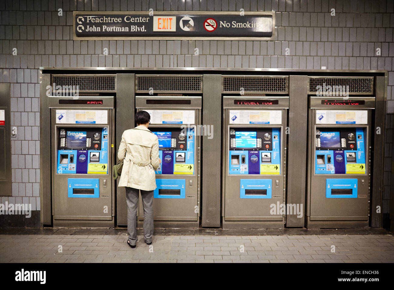 "Downtown Atlanta Georga USA Peachtree Center Station ist eine unterirdische Bahnhof auf den Linien von der Wirtschaftsmetropole rot und Gold Stockfoto