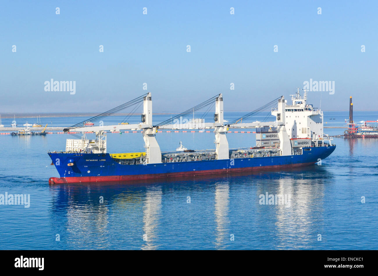 Schiff in den Hafen von Walvis Bay, Namibia Stockfoto