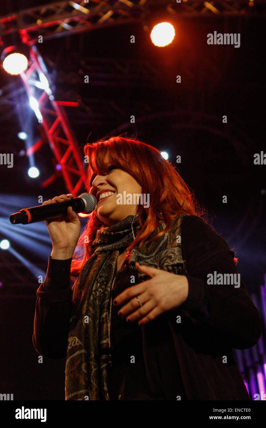 Veronica Scopelliti, aka Noemi, live gespielt auf dem jährlichen May Day Konzert, gehalten von den drei wichtigsten italienischen Gewerkschaften: CGIL, CISL und UIL am Piazza San Giovanni in Rom. Sie ist zum dritten Mal Trainer bei Talent die Stimme von Italien. (Foto von Elena Aquila/Pacific Press) Stockfoto