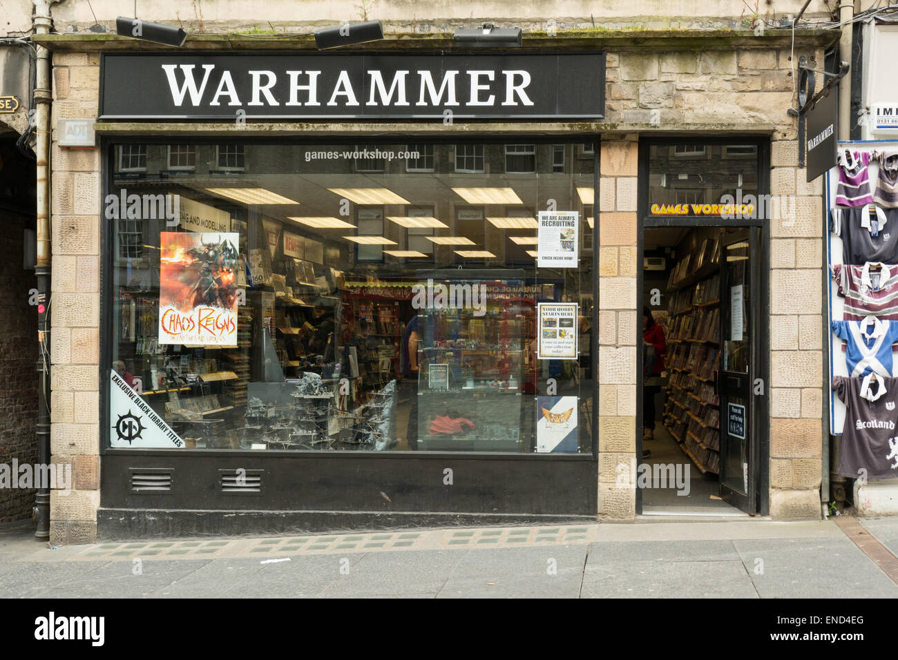 Games workshop warhammer shop auf der royal mile, edinburgh, schottland  stockfotografie - alamy