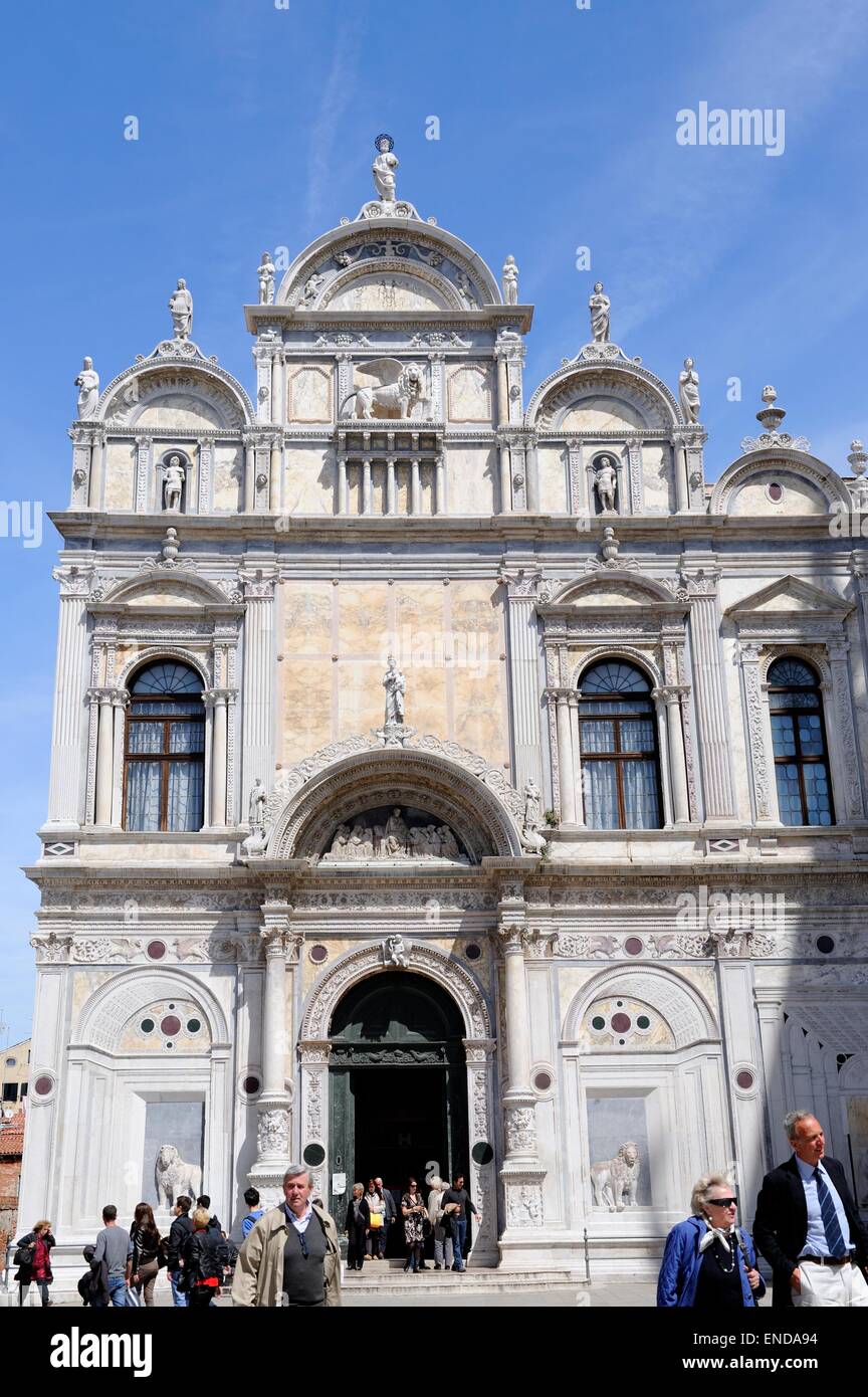 Begann der Bau der Fassade der Scuola Grande di San Marco wurde von Pietro Lombardo und Giovanni Buora 1487. Die Stockfoto