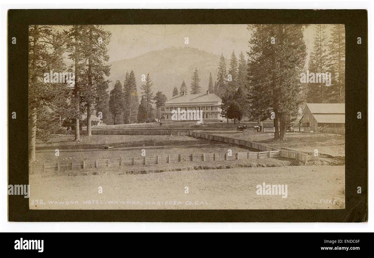 Das Wawona Hotel in Mariposa County, Kalifornien, ist ein historisches Hotel im Yosemite National Park. Bekannt für seine viktorianische Architektur, ist er seit seiner Eröffnung in den 1800er Jahren ein Wahrzeichen für Reisende, die den Park besuchen Stockfoto