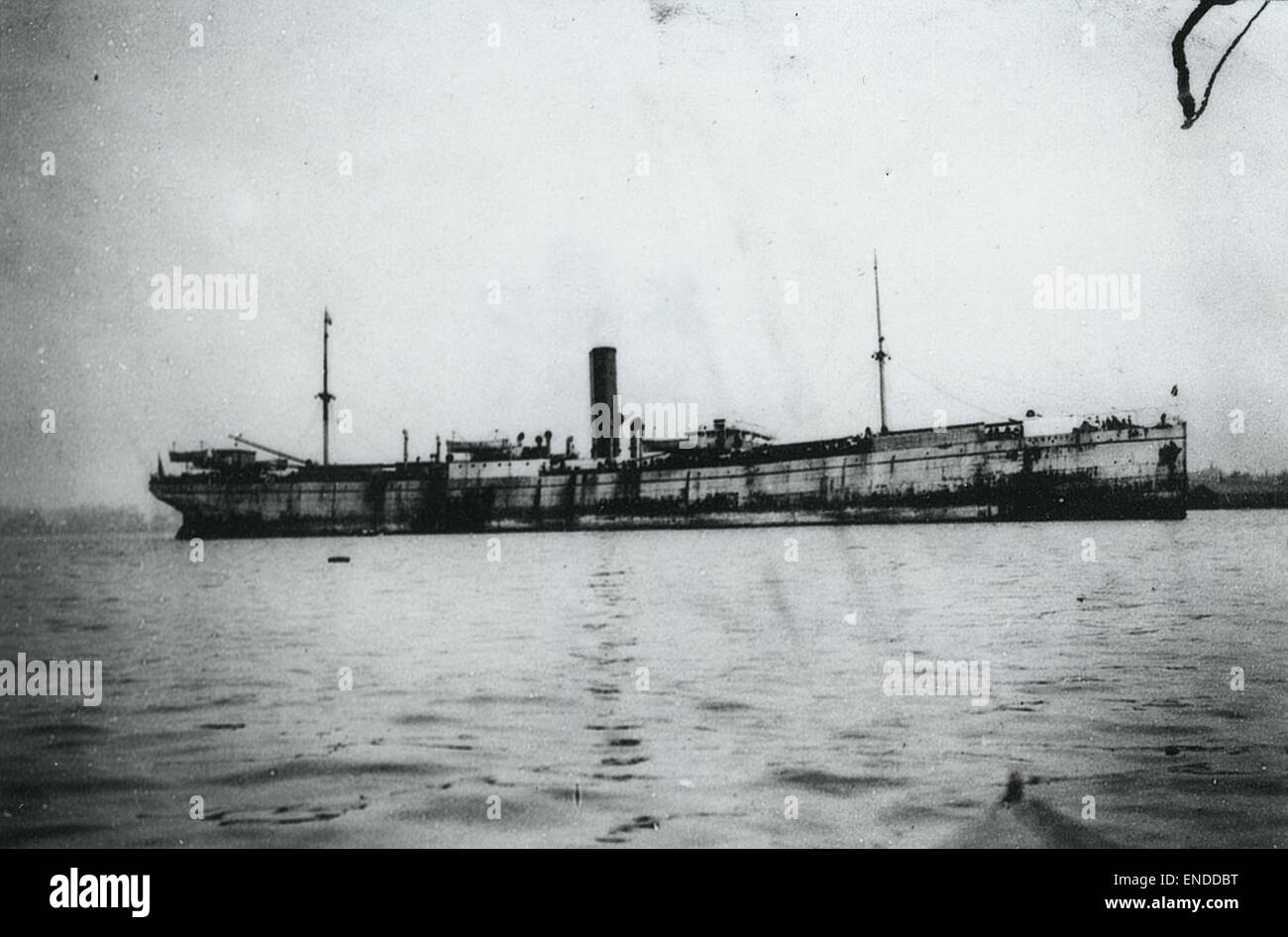 Das Kumeric-Schiff ist bekannt für den Transport von über 1.000 japanischen Einwanderern nach Vancouver, Kanada. Diese Reise stellt ein bedeutendes Kapitel in der Geschichte der japanischen Migration nach Nordamerika dar und hebt die Herausforderungen und Beiträge der Einwanderergemeinden während des frühen 20. Jahrhunderts hervor. Stockfoto