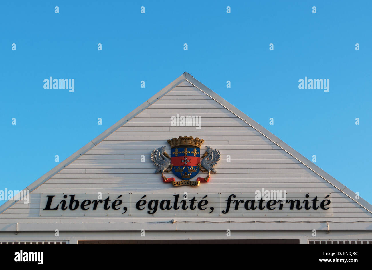 Saint-Barthélemy: liberté, égalité, fraternité, Französisch für Freiheit, Gleichheit, Brüderlichkeit, nationalen Motto der Französischen Revolution, in Gustavia gesehen Stockfoto
