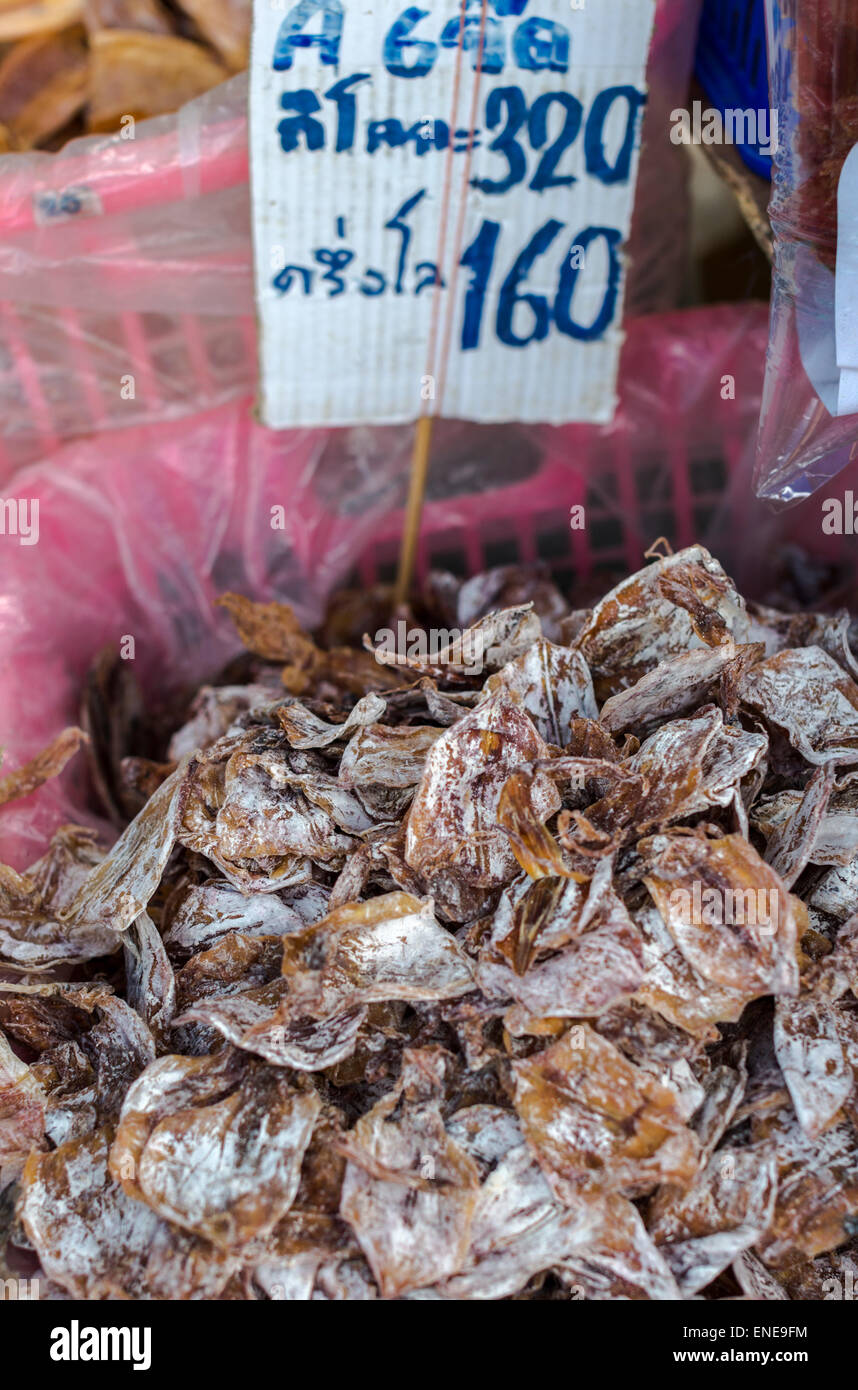 Getrocknete Meeresfrüchte zum Verkauf in Straßenmarkt in Bangkok, Thailand, Asien Stockfoto